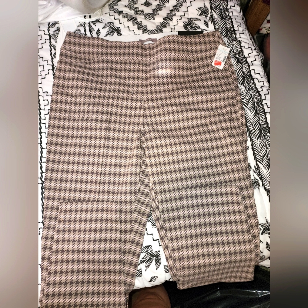 Skinny slacks